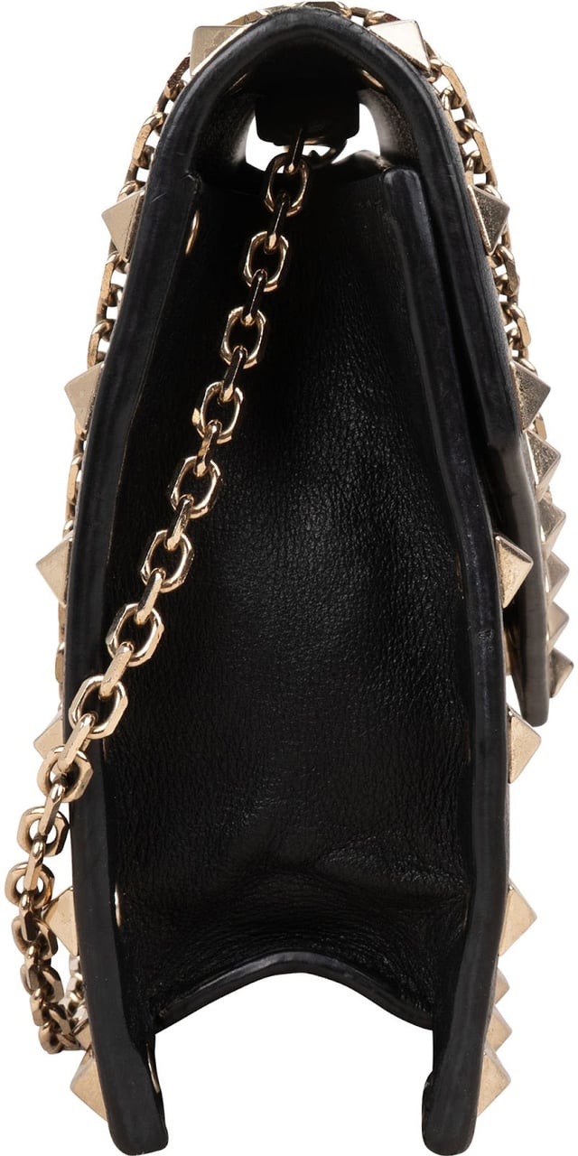 Valentino Garavani Leather Rockstud Envelope Wallet On Chain Crossbody Bag Zwart