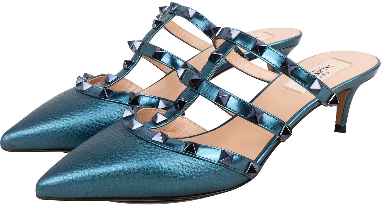 Valentino Garavani Metallic Leather Rockstud Kitten Heels (37) Divers