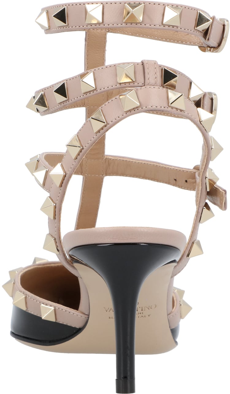 Valentino Rockstud Pumps With Gold-Tone Studded Strap Roze