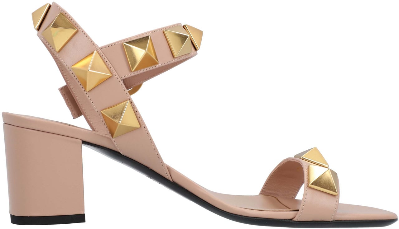 Valentino Roman Stud Calfskin Sandal Roze