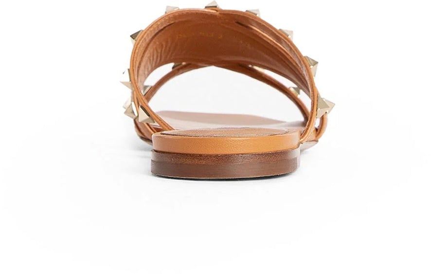 Valentino Valentino Garavani Rockstud Leather Flat Sandals Bruin