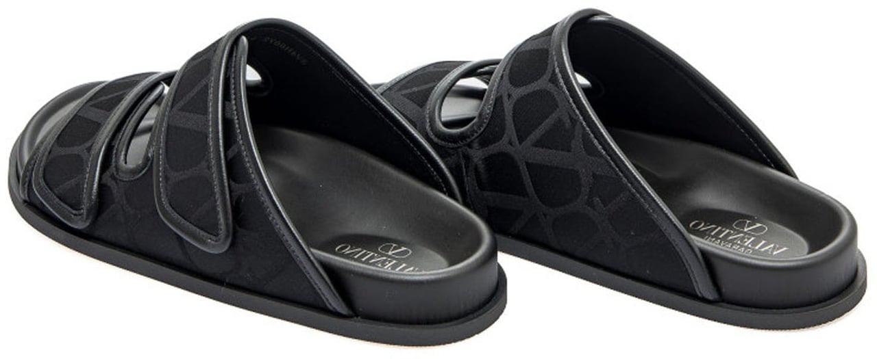 Valentino Valentino Garavani Toile Iconographe Flat Sandals Zwart