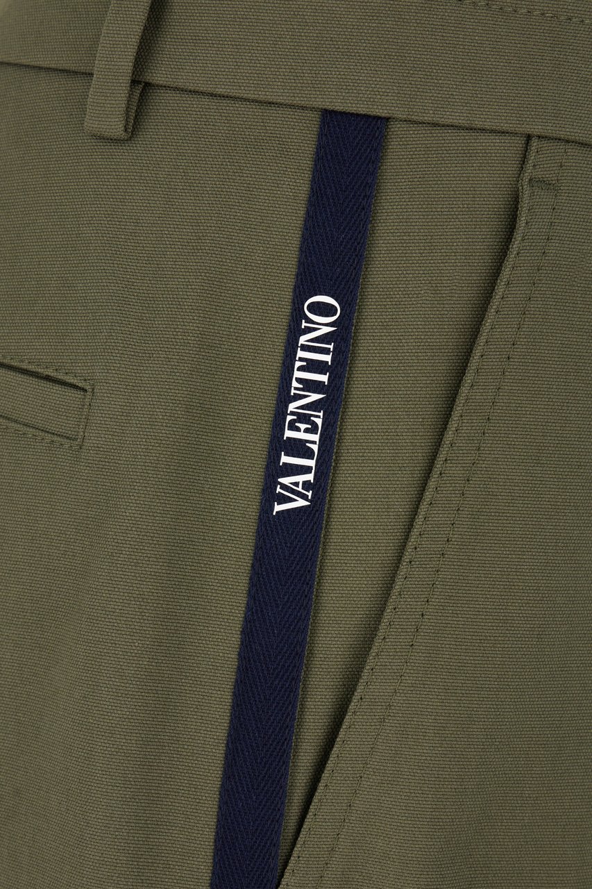 Valentino Valentino Military green stretch cotton pants Groen