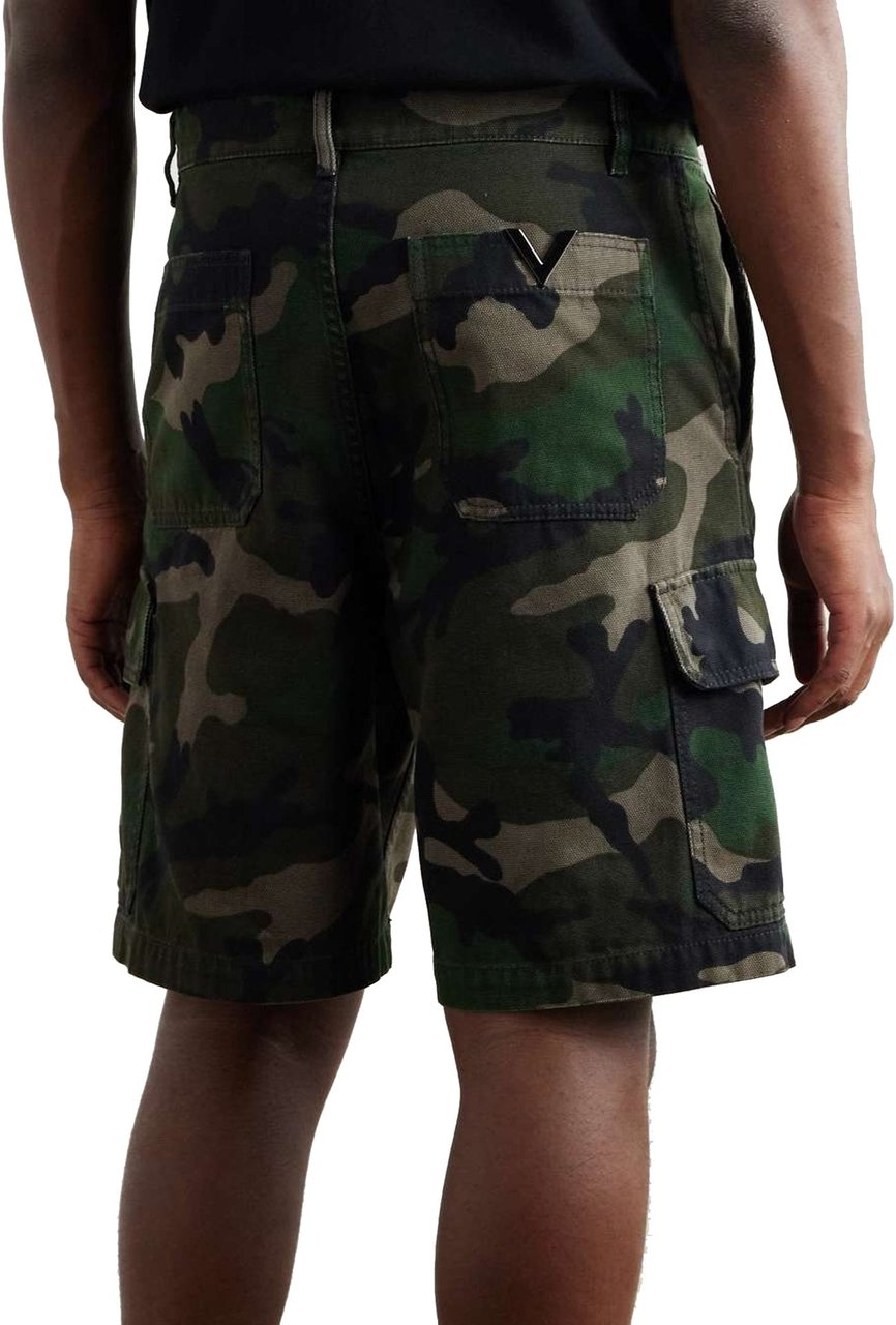 Valentino Valentino Camouflage Cargo Shorts Groen
