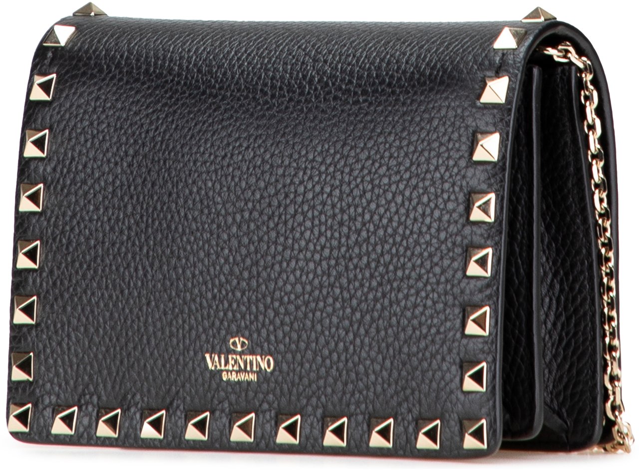 Valentino Pebbled Calfskin Rockstud Chain Wallet Zwart
