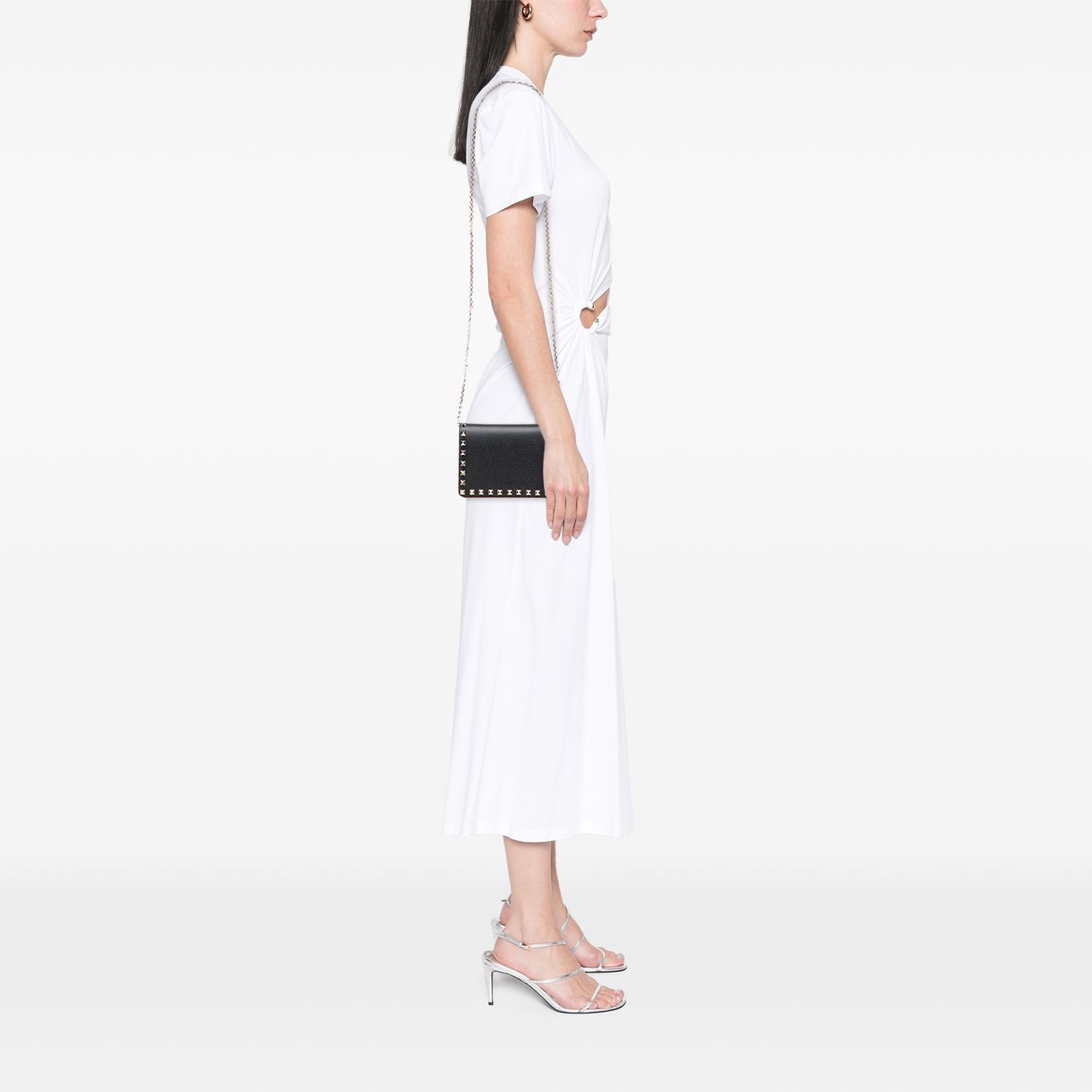 Valentino Pebbled Calfskin Rockstud Chain Wallet Zwart