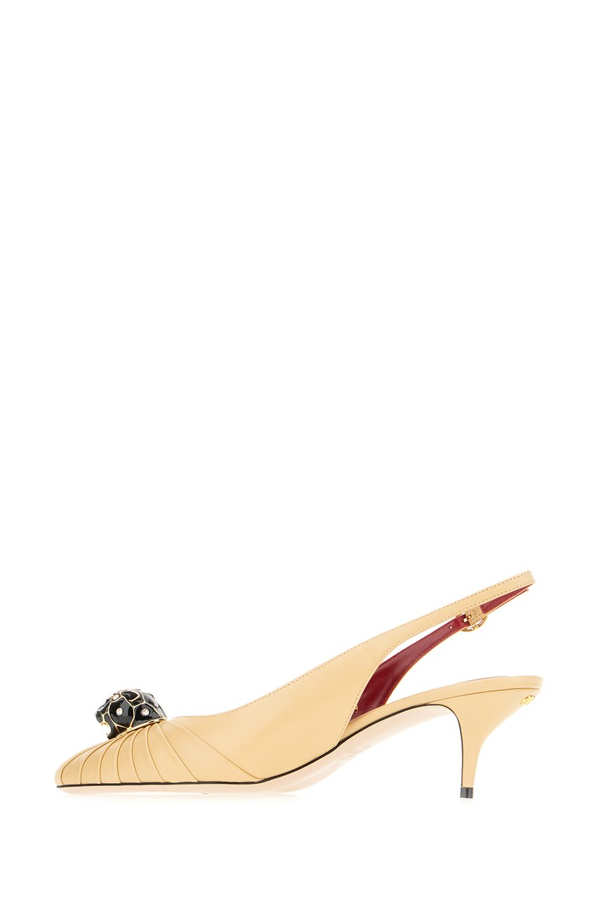 Valentino Valentino Cream leather pumps Geel