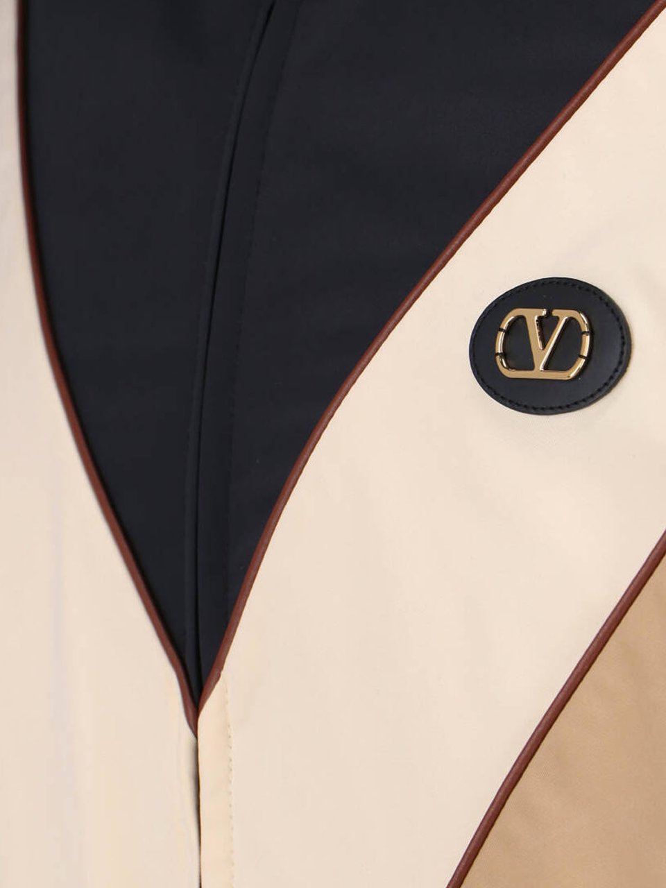 Valentino Beige Jacket With Structured Silhouette And Minimalist Design Bruin