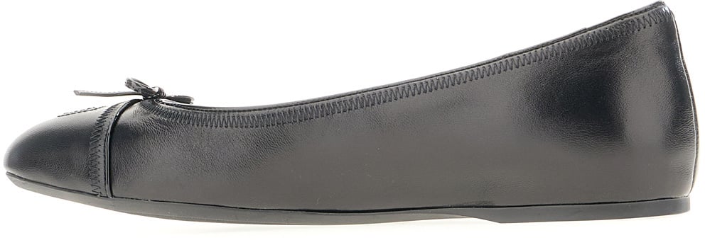 Valentino Garavani Black leather ballerinas Zwart