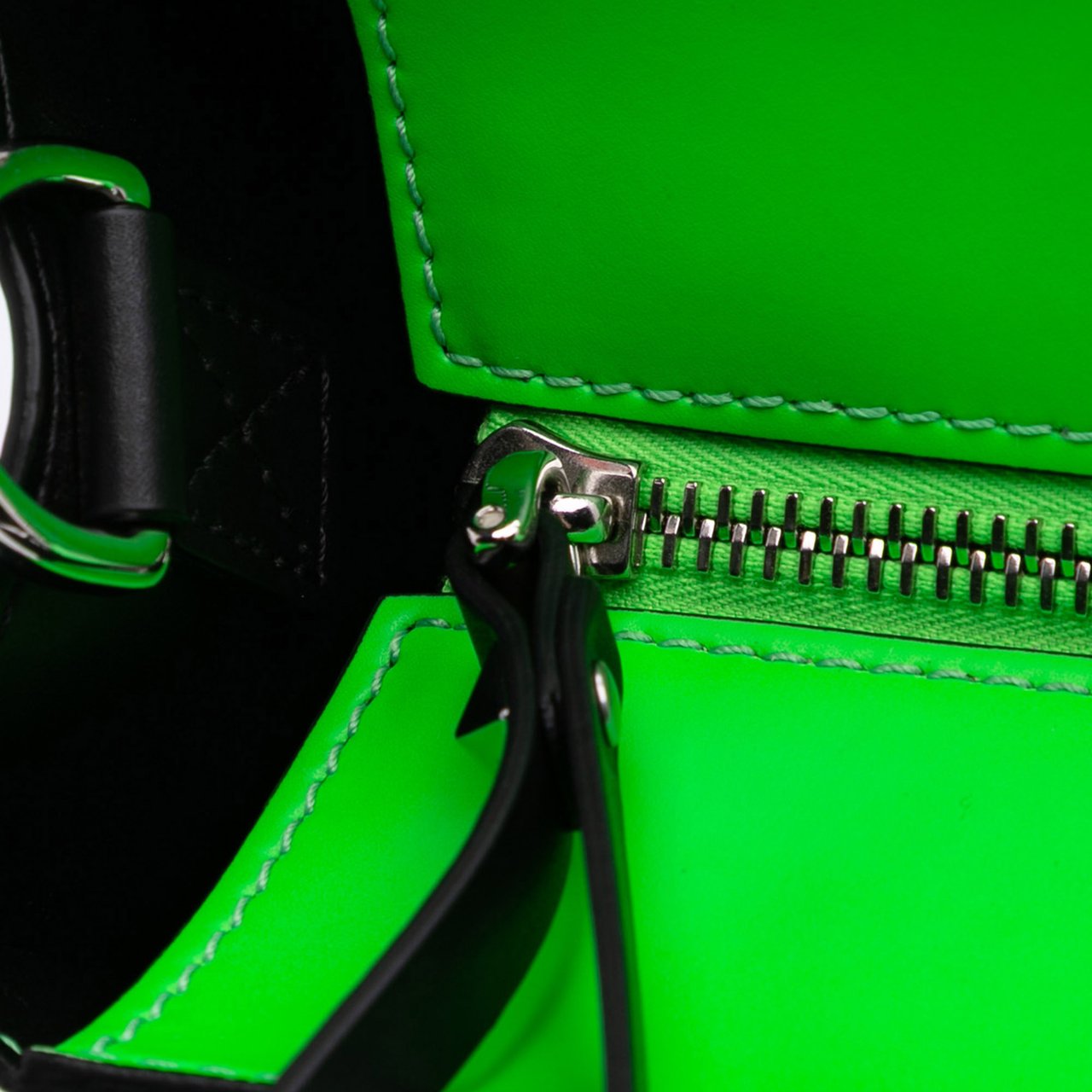 Valentino Leather VLTN Satchel Groen