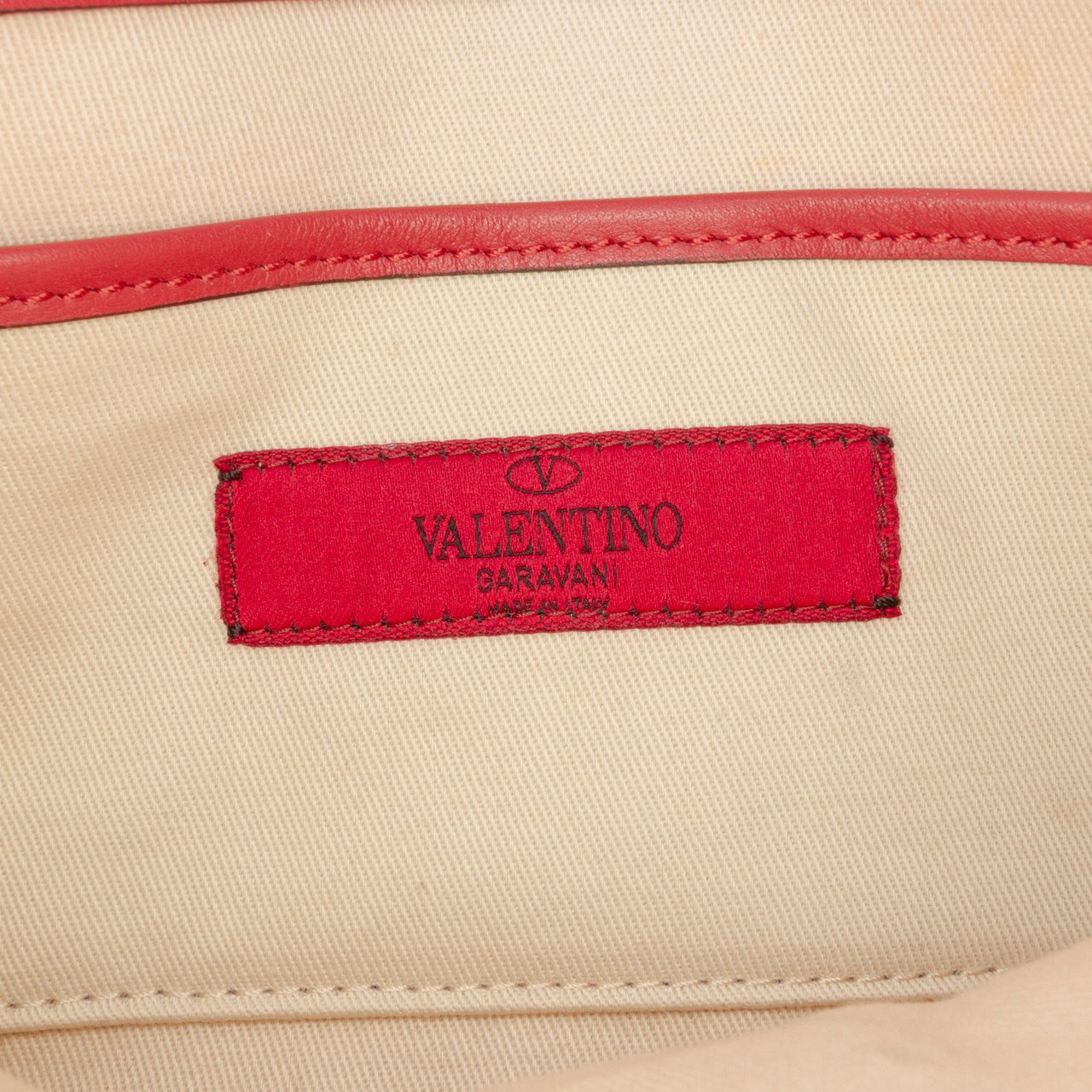 Valentino Small Leather Rockstud Flap Crossbody Rood