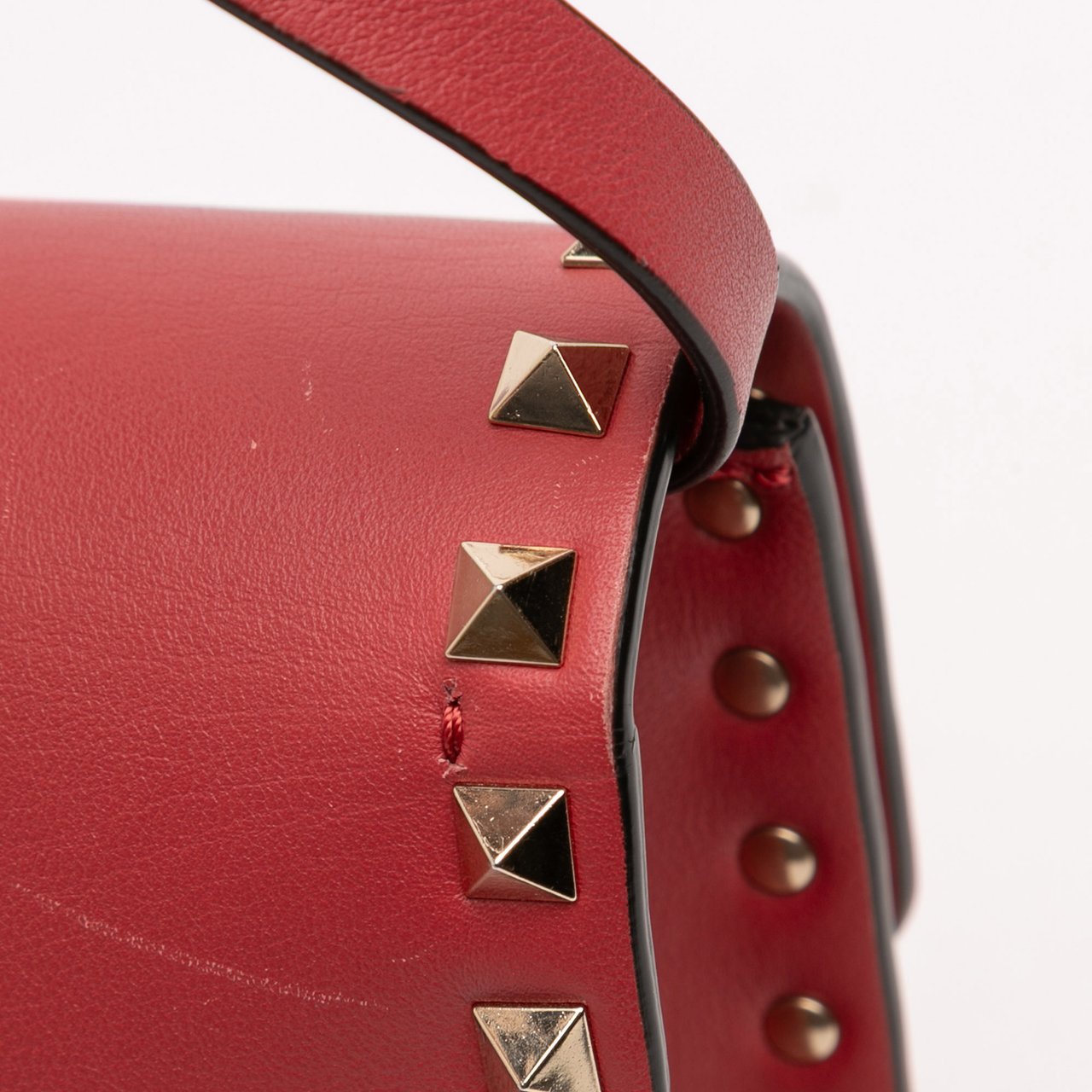 Valentino Small Leather Rockstud Flap Crossbody Rood