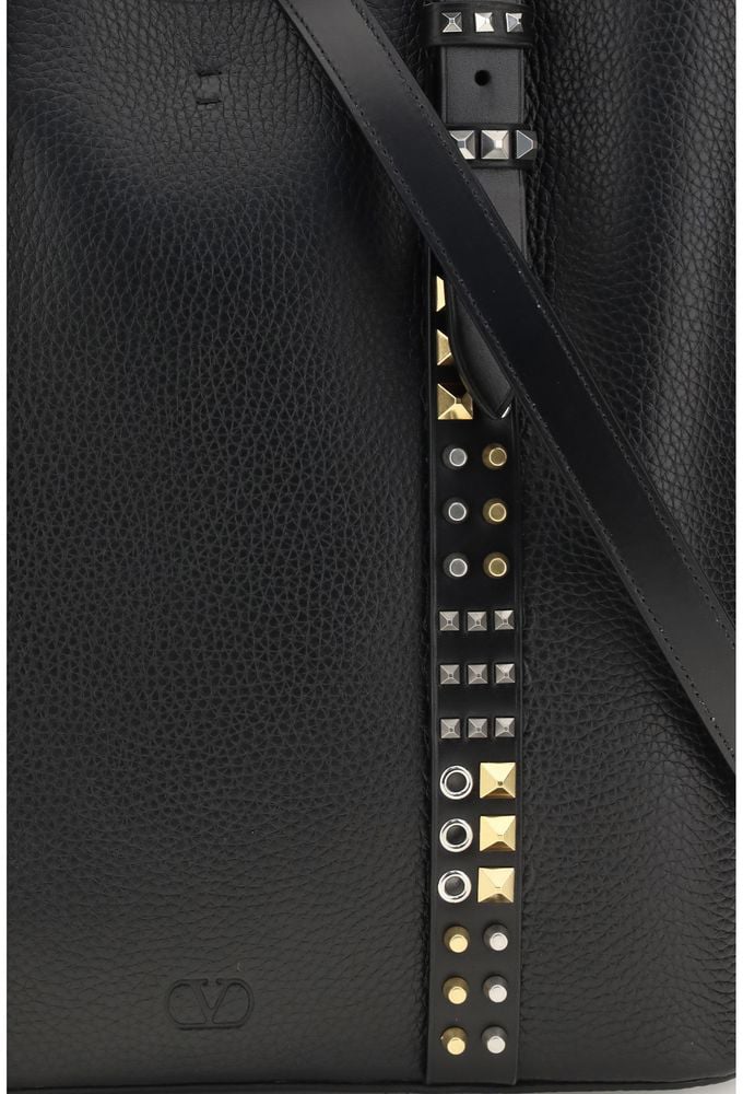 Valentino Garavani Valentino Garavani Black Calf Leather Bos Taurus Shoulder Bag Zwart