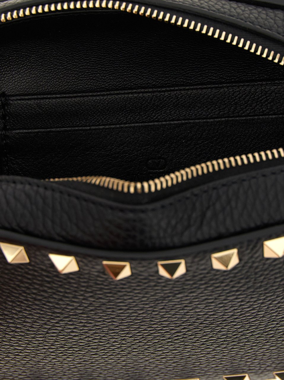 Valentino Garavani Black Calfskin Crossbody Bag Zwart