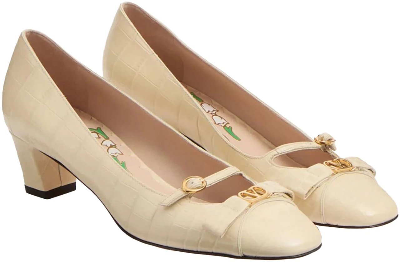 Valentino Garavani Valentino Garavani Pumps & Heels Beige Woman Beige