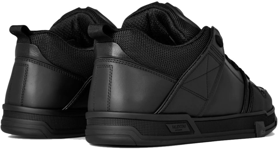 Valentino Garavani Open Skate Low-top Sneakers Zwart