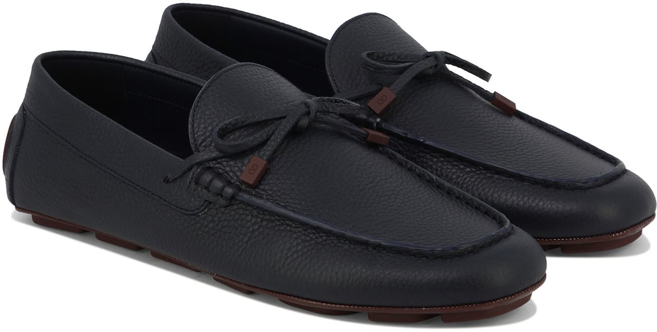 Valentino Garavani Loafers & Slippers Blauw