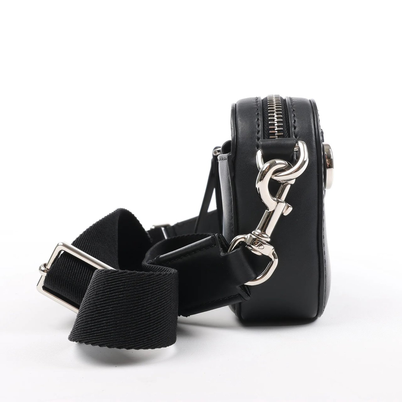 Valentino Garavani Valentino Garavani VLTN Leather Shoulder Bag in Black Zwart