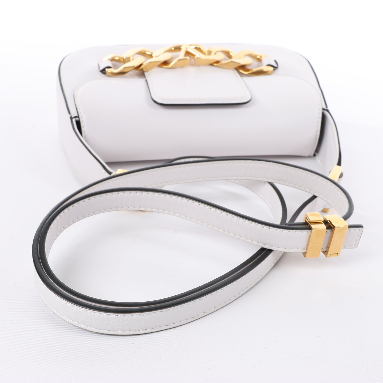Valentino Garavani Valentino Garavani V logo Leather Shoulder bag in White Wit