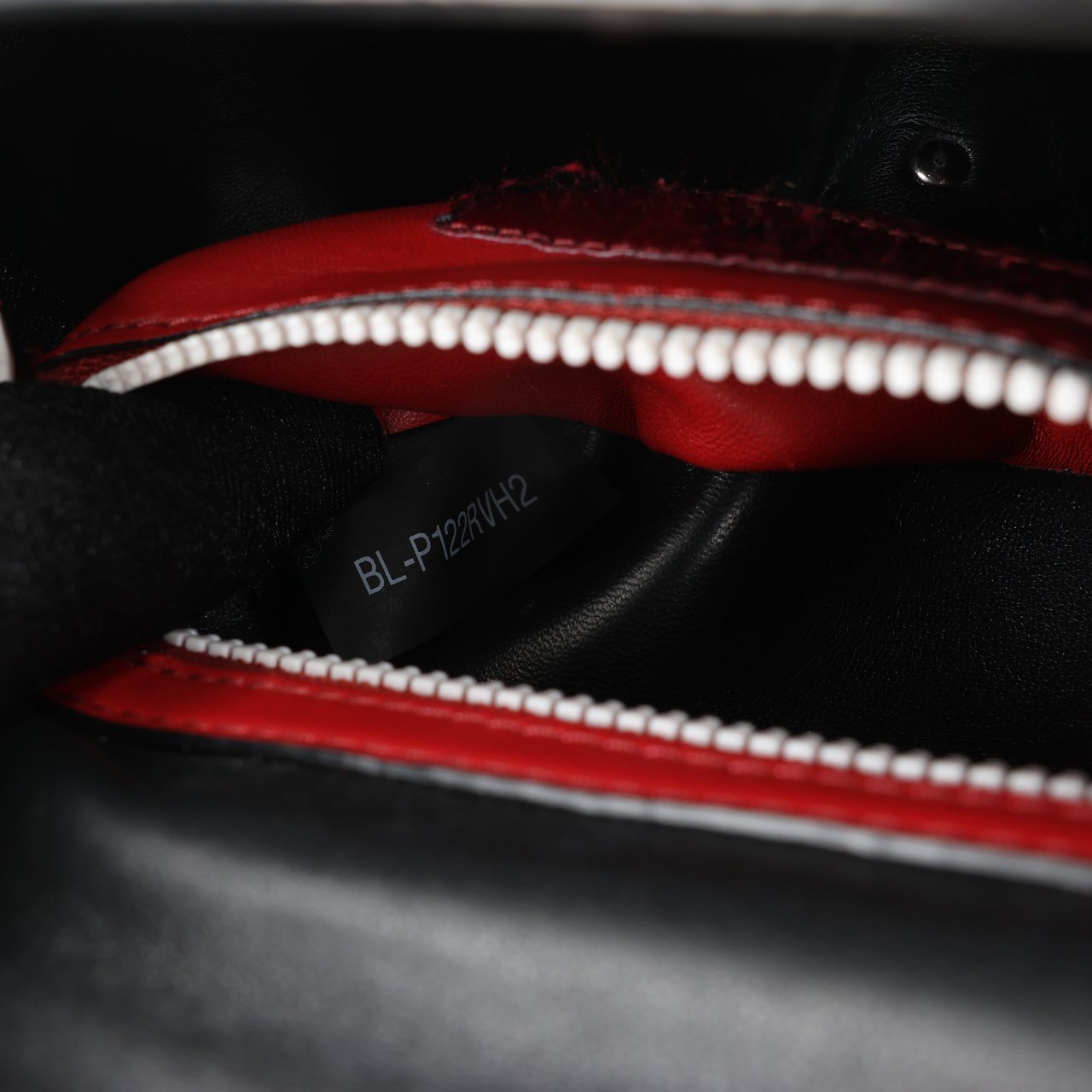 Valentino Garavani Valentino Rockstud Spike Chain 2Way Shoulder Bag in Black x White Divers