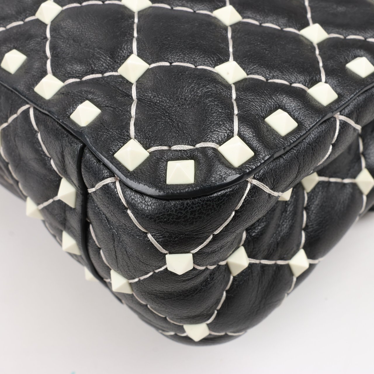 Valentino Garavani Valentino Rockstud Spike Chain 2Way Shoulder Bag in Black x White Divers