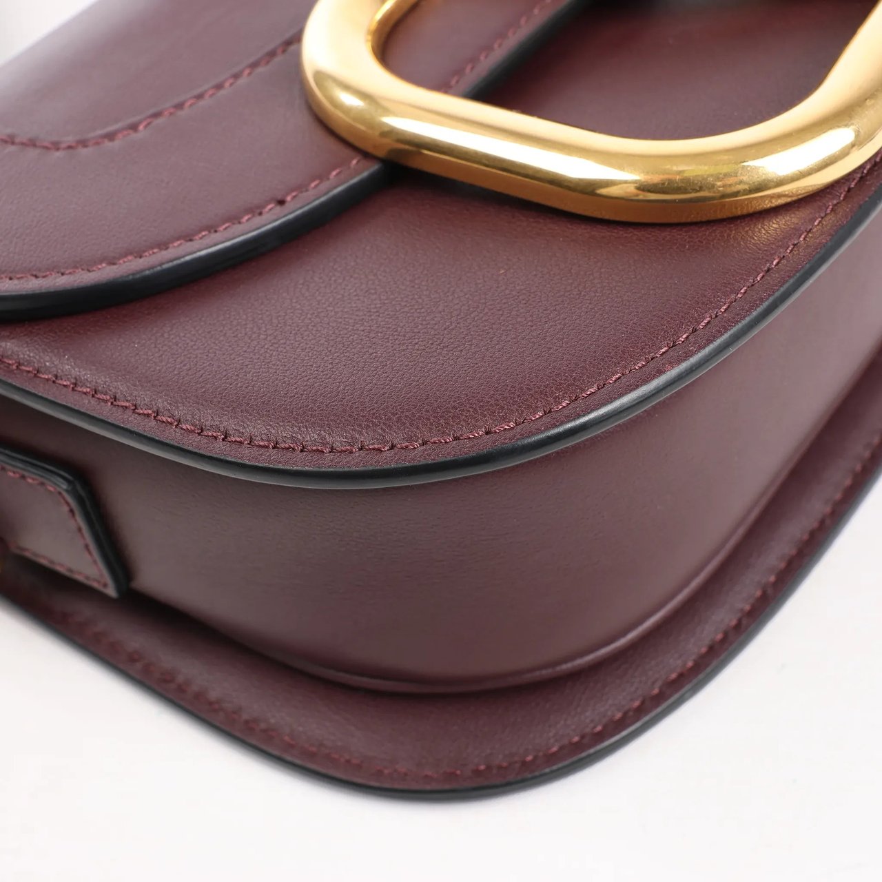 Valentino Garavani Valentino Garavani Supervee Leather Shoulder Strap in Burgundy Maroon