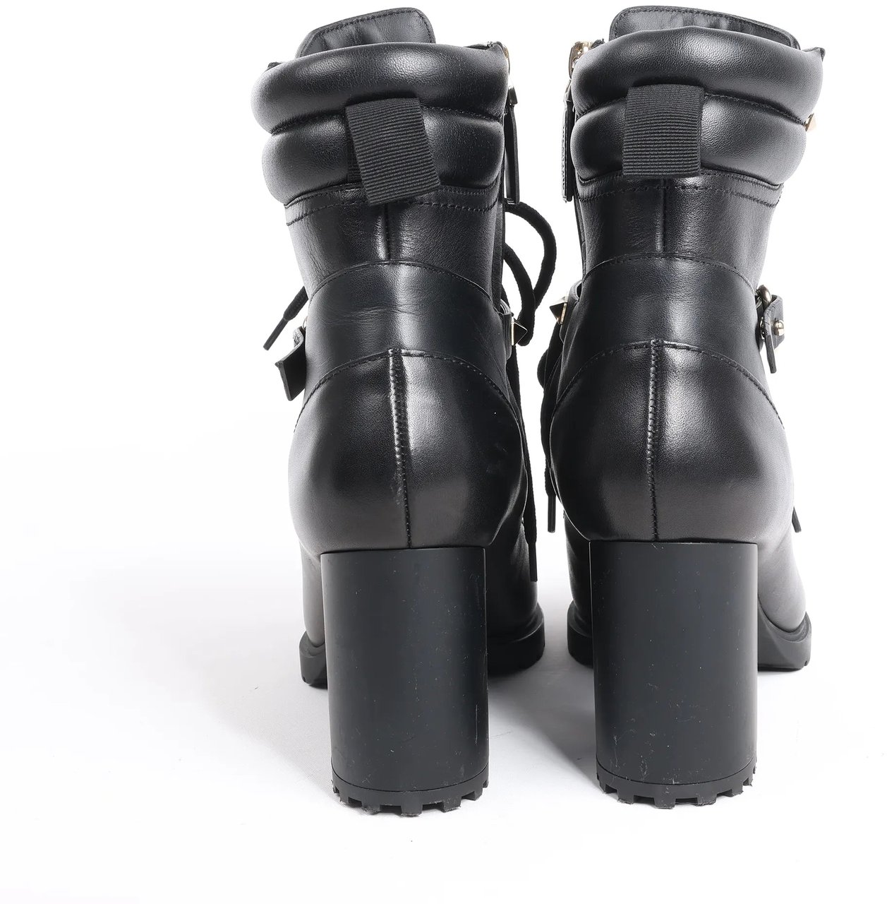 Valentino Garavani Valentino Garavani Rockstuds Leather Ankle Boots in Black, Size 37 EU Zwart