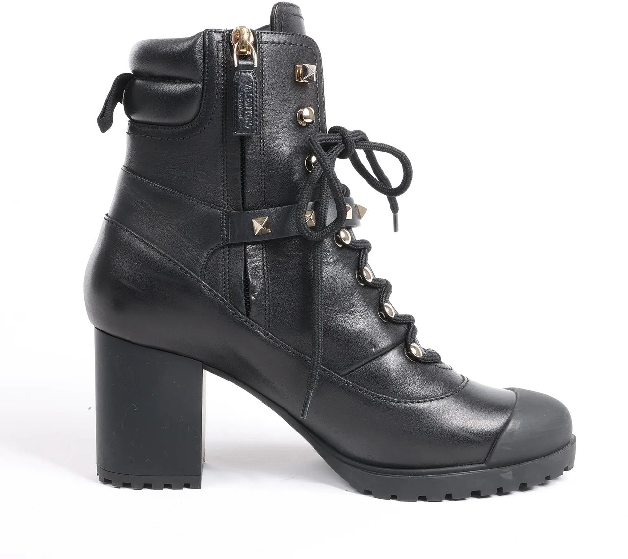 Valentino Garavani Valentino Garavani Rockstuds Leather Ankle Boots in Black, Size 37 EU Zwart