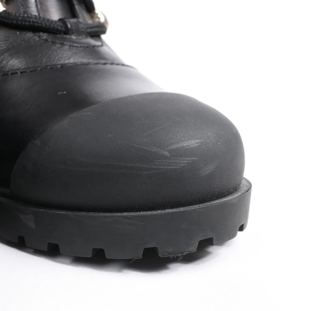 Valentino Garavani Valentino Garavani Rockstuds Leather Ankle Boots in Black, Size 37 EU Zwart