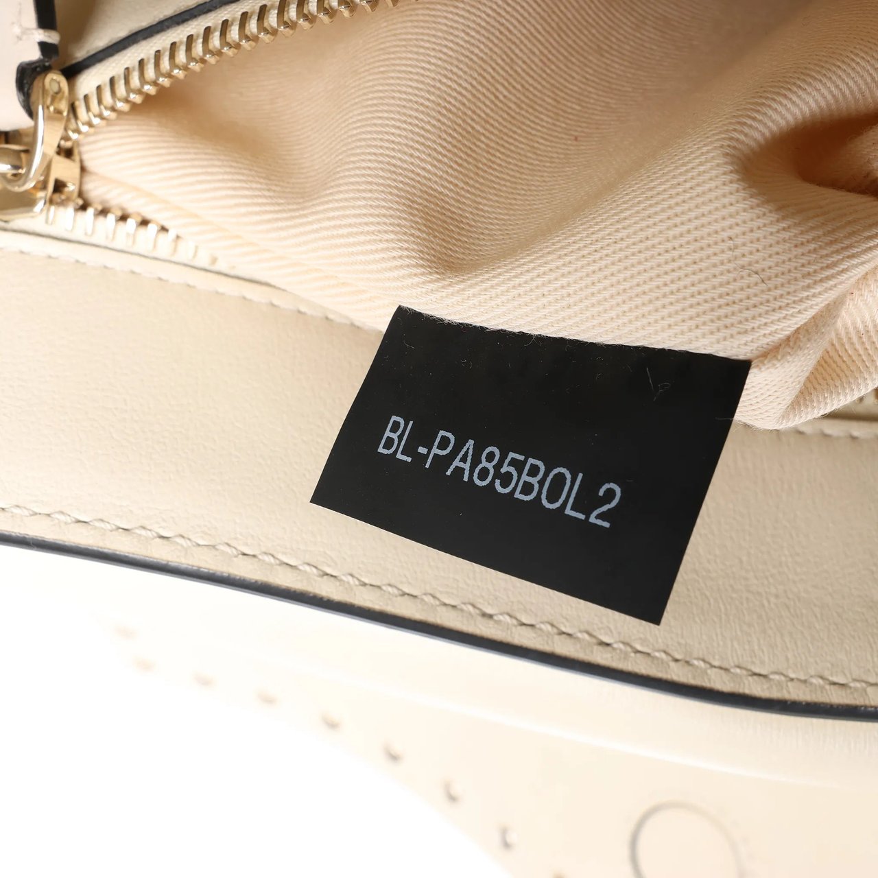 Valentino Garavani Valentino Garavani Rockstud Leather 2Way Handbag in Beige Beige