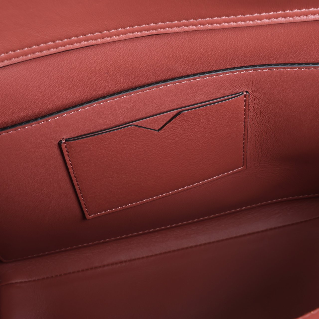 Valentino Garavani Valentino Garavani One Studs Leather 2Way Shoulder Bag in Chestnut Bruin