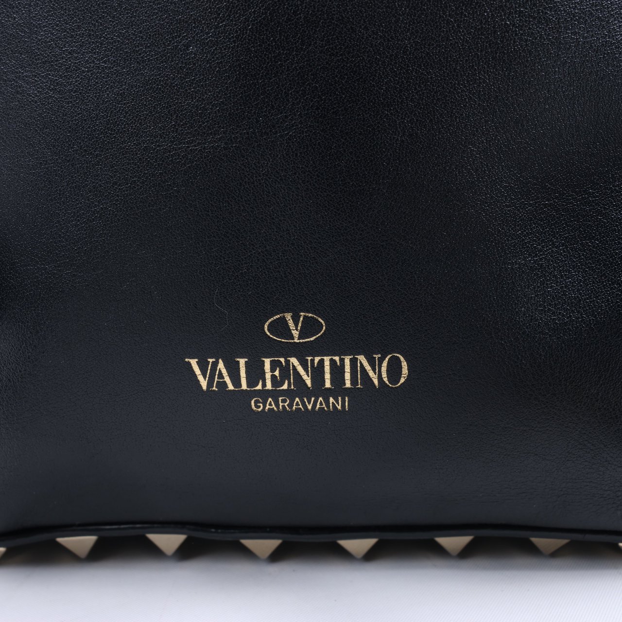 Valentino Garavani Valentino Garavani Rockstud Leather Backpack in Black Zwart