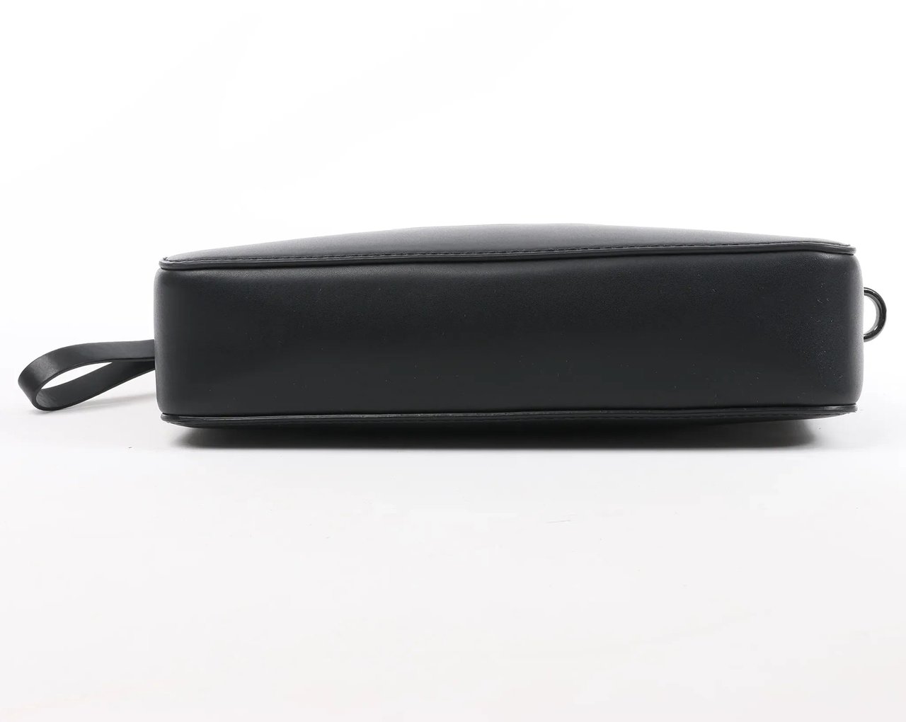 Valentino Garavani Valentino Garavani VLTN Leather Shoulder Bag in Black Zwart