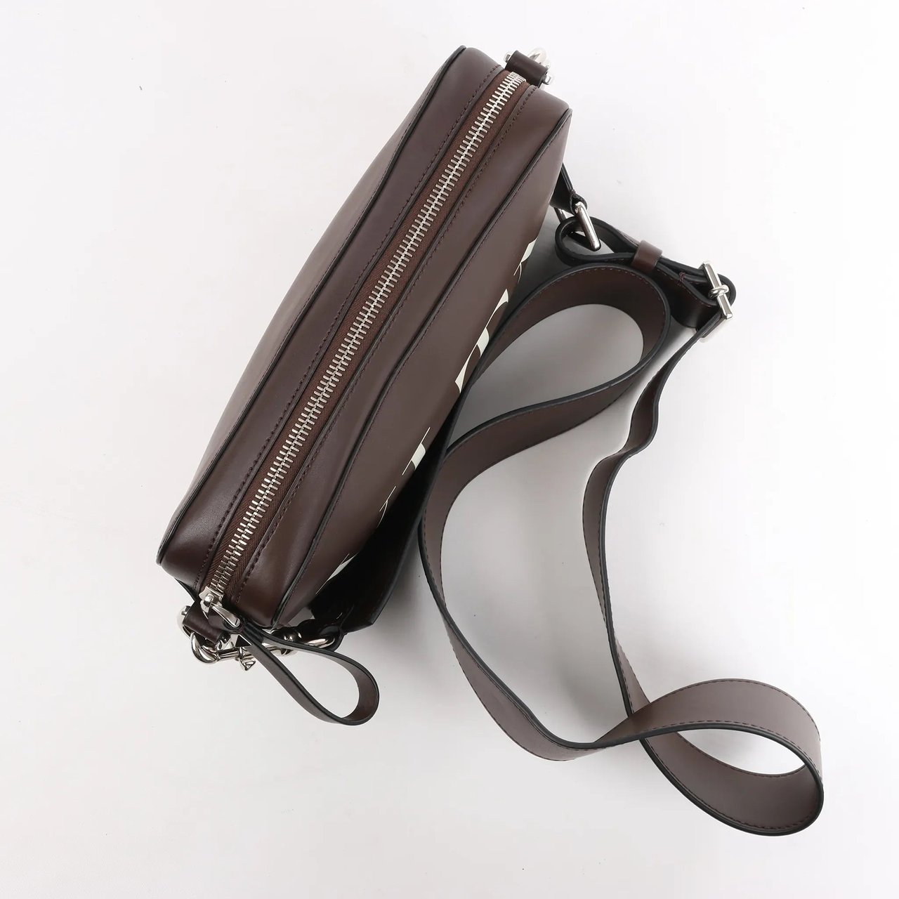 Valentino Garavani Valentino Garavani VLTN Leather Shoulder Bag in Brown Bruin