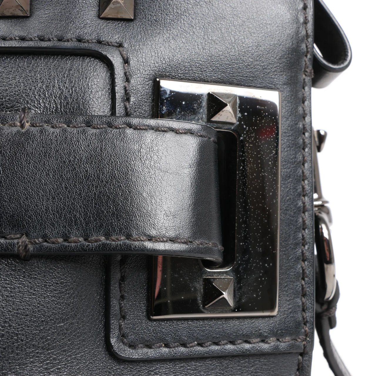 Valentino Garavani Valentino Garavani Rockstud Leather 2Way Handbag in Black Zwart