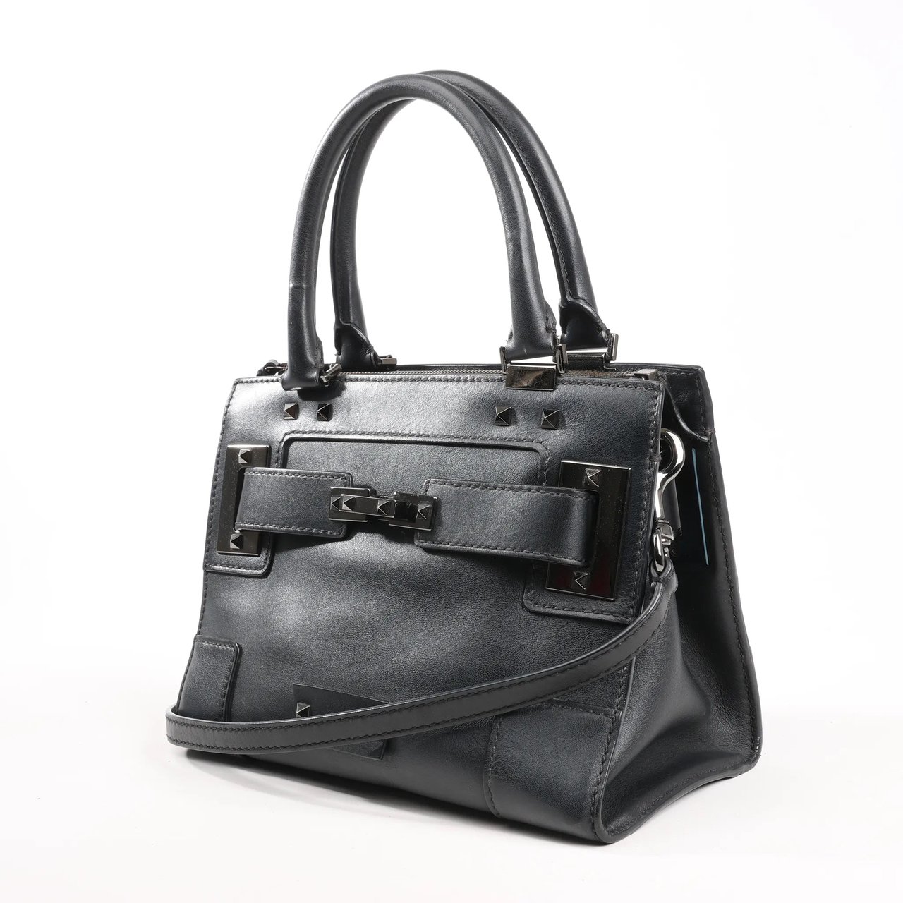 Valentino Garavani Valentino Garavani Rockstud Leather 2Way Handbag in Black Zwart