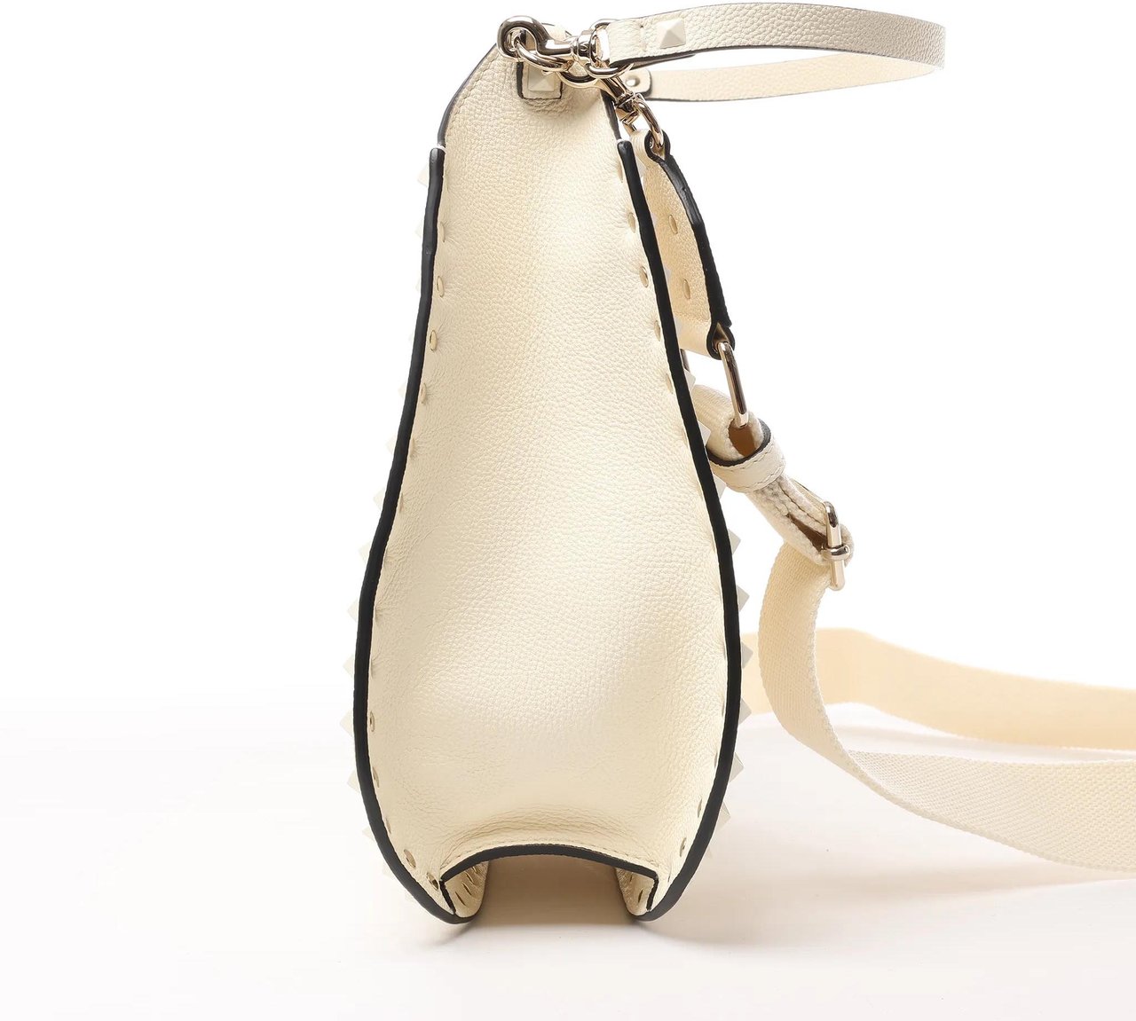 Valentino Garavani Valentino Garavani Rockstud Leather Shoulder Bag in Ecru Beige