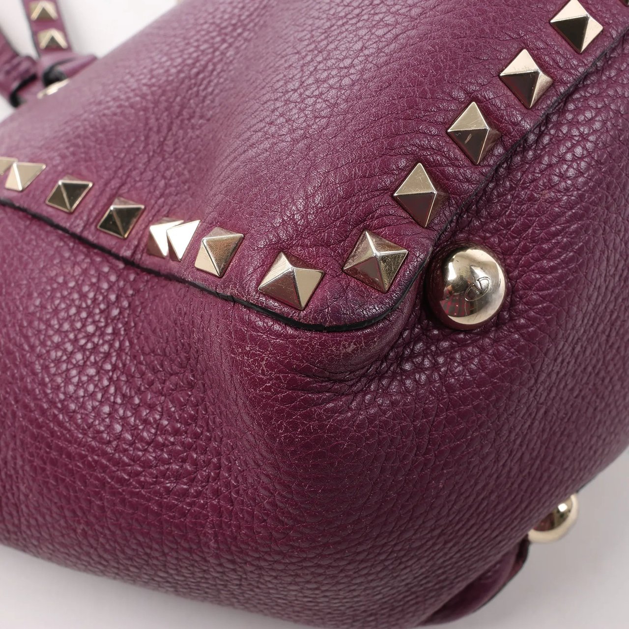 Valentino Garavani Valentino Garavani Rockstud Leather 2Way Handbag in Purple Paars