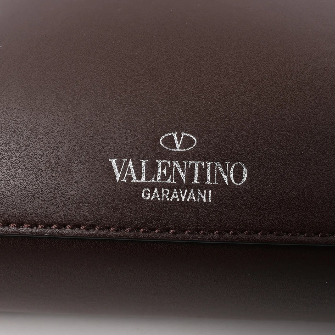 Valentino Garavani Valentino Garavani VLTN Leather Shoulder Bag in Brown Bruin