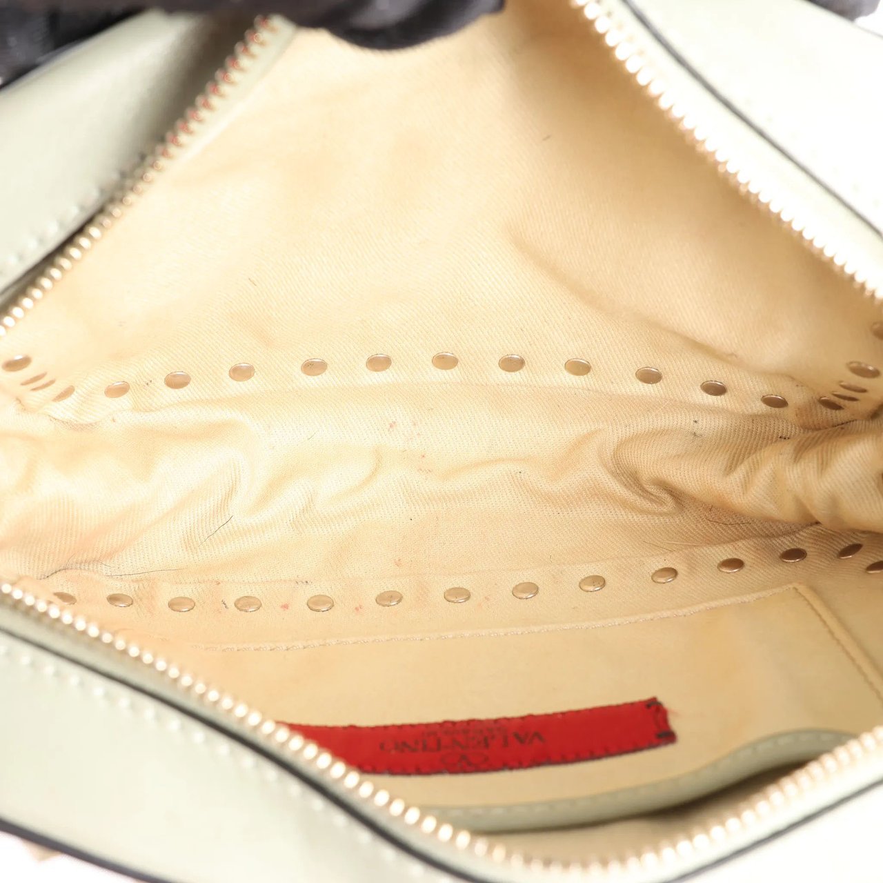 Valentino Garavani Valentino Garavani Rockstuds Leather Crossbody bag in Green Divers