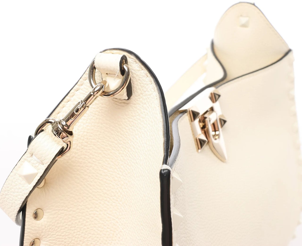 Valentino Garavani Rockstud Leather Shoulder Bag in Ecru Beige