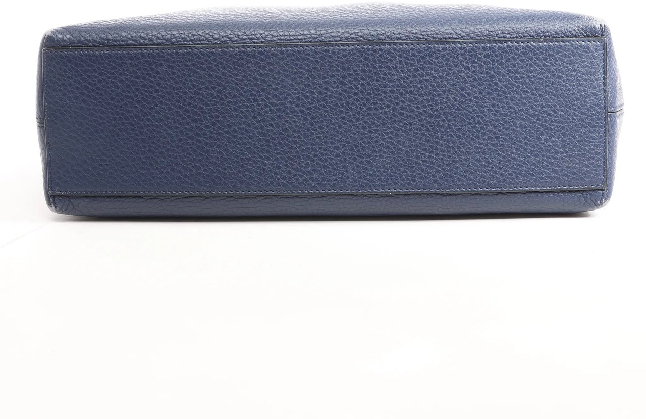 Valentino Garavani Rockstud Leather Shoulder Bag in Navy Blue Navy
