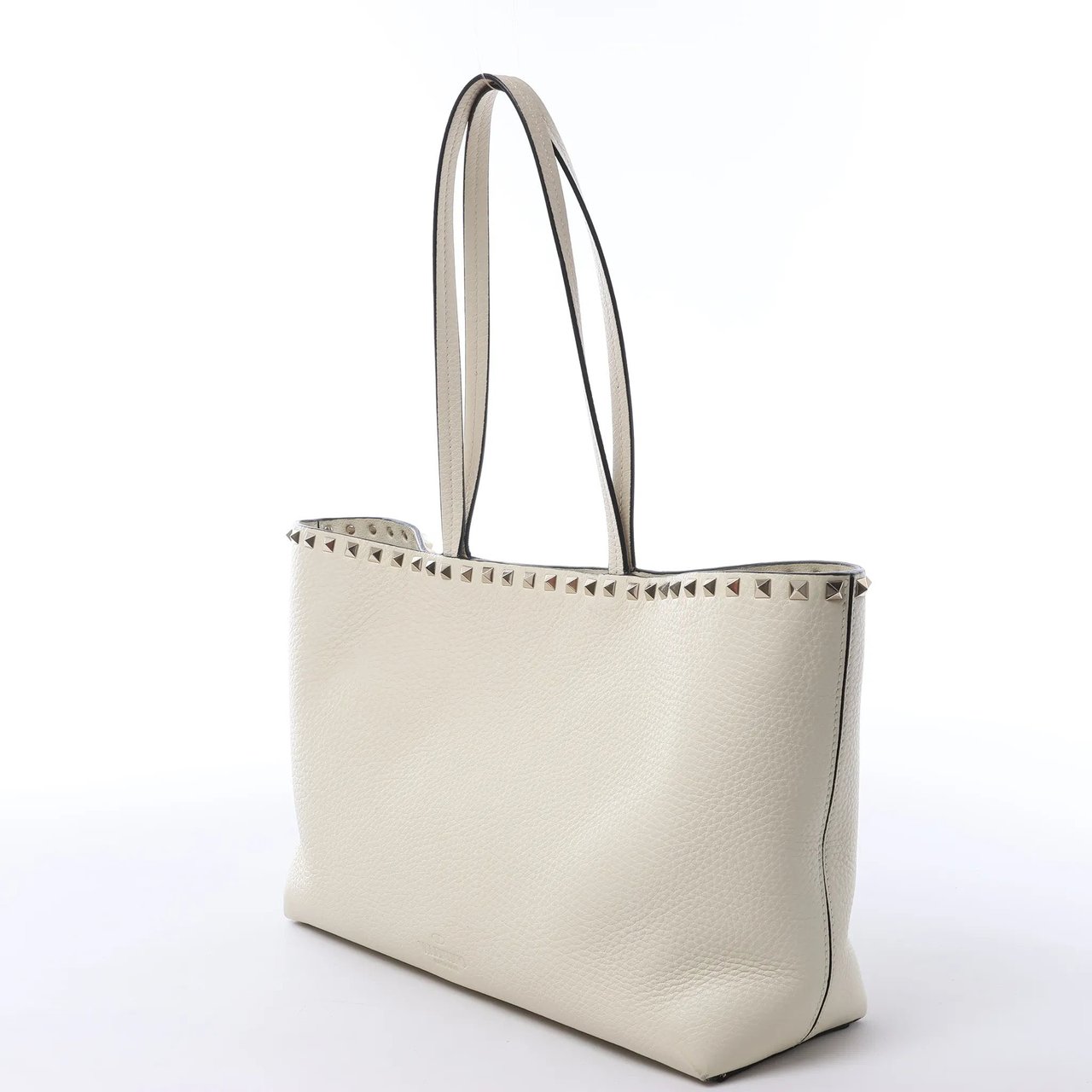 Valentino Garavani Rockstud Leather Shoulder Bag in Ecru Divers