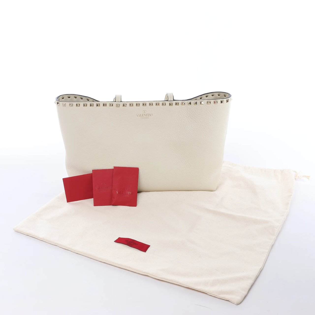 Valentino Garavani Rockstud Leather Shoulder Bag in Ecru Divers