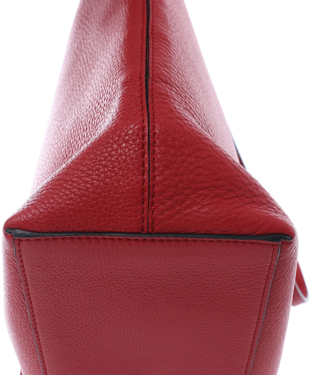 Valentino Garavani Rockstud Leather Shoulder Bag in Red Divers
