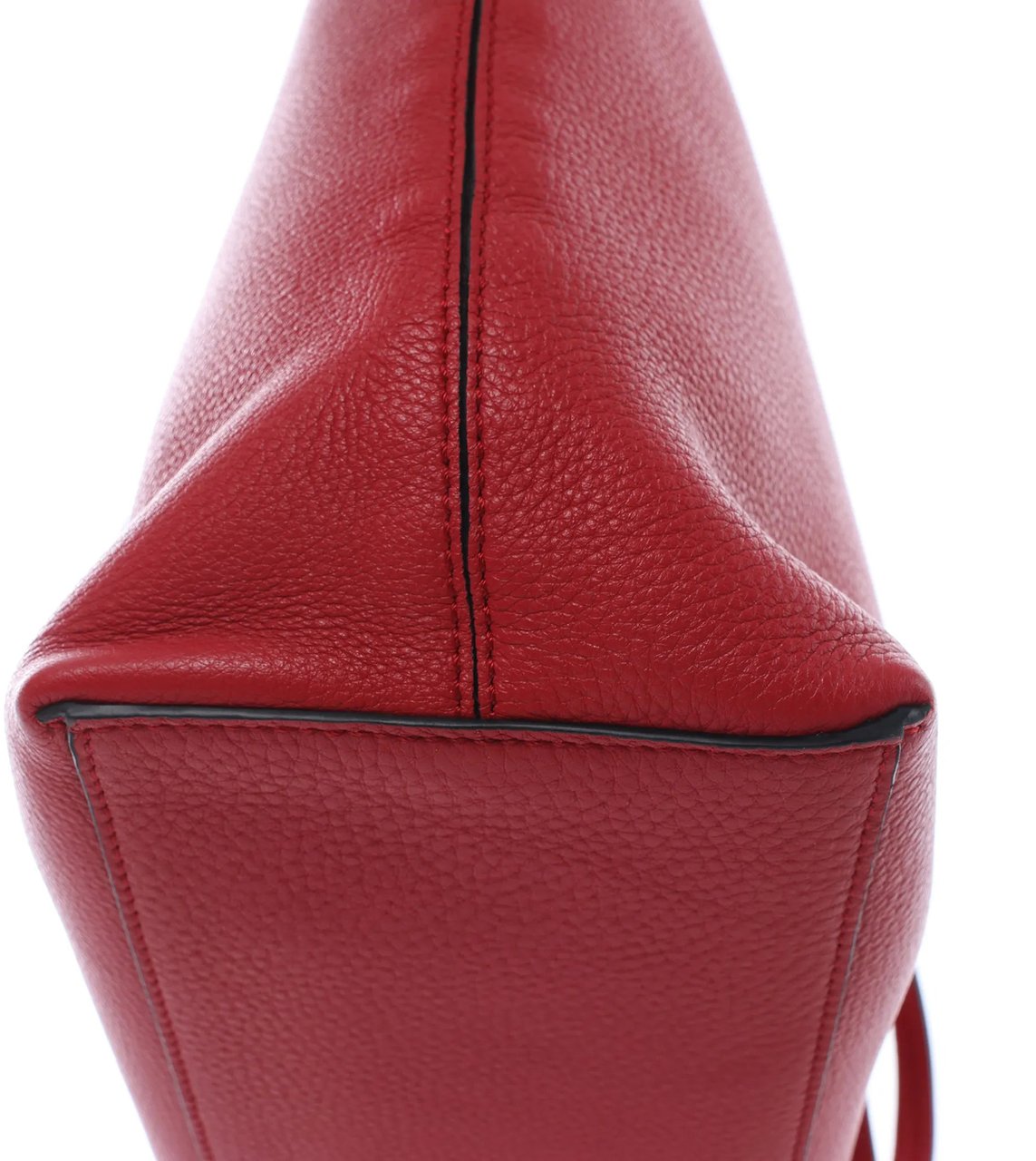 Valentino Garavani Rockstud Leather Shoulder Bag in Red Divers
