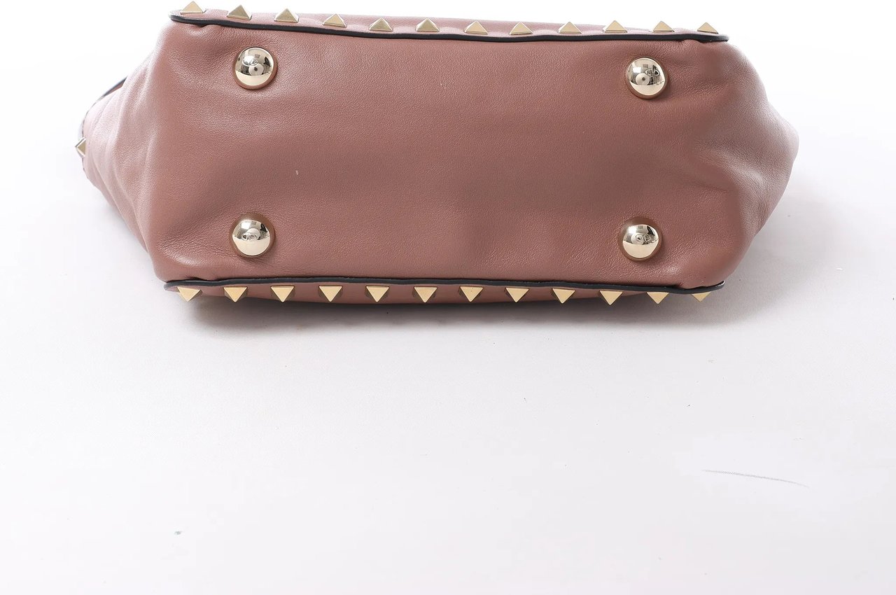 Valentino Garavani Rockstud Leather 2Way Handbag in Dusty Pink Roze