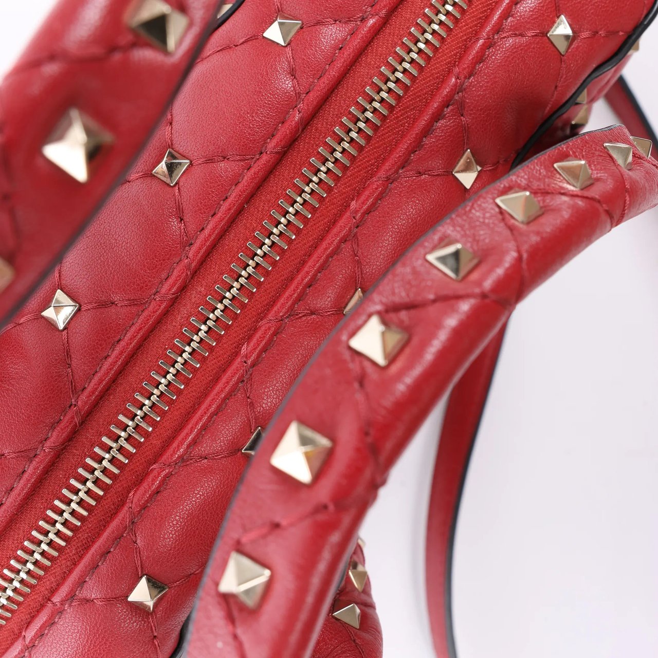 Valentino Garavani Valentino Rockstud 2Way Handbag in Red Divers