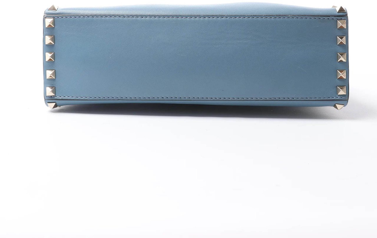 Valentino Garavani Valentino Rockstud 2Way Handbag in Blue Blauw