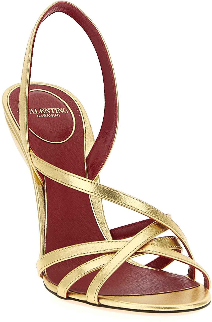 Valentino Garavani Gold Lambskin Stiletto Heel Sandals Goud